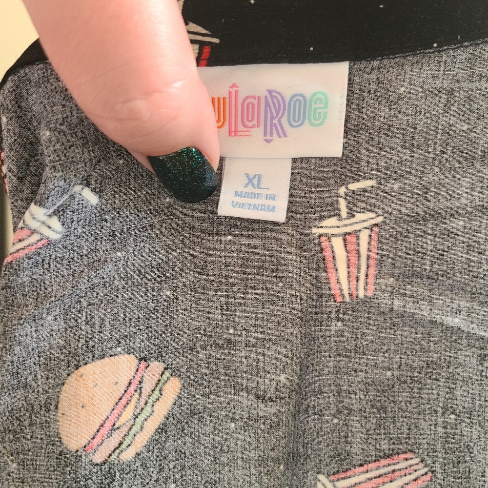 Hamburger and soda Amy